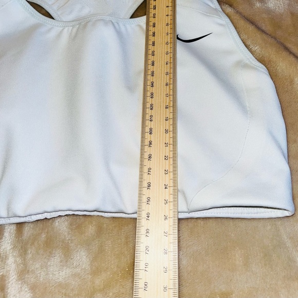 NIKE size S Crop Top White Sports Bra Racer Back Gym Athletic Ladies. - Picture 8 of 9